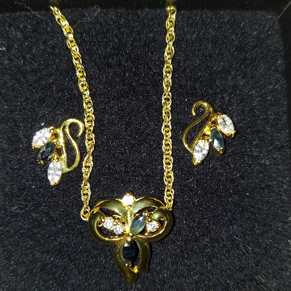 Sapphire necklace and earring set